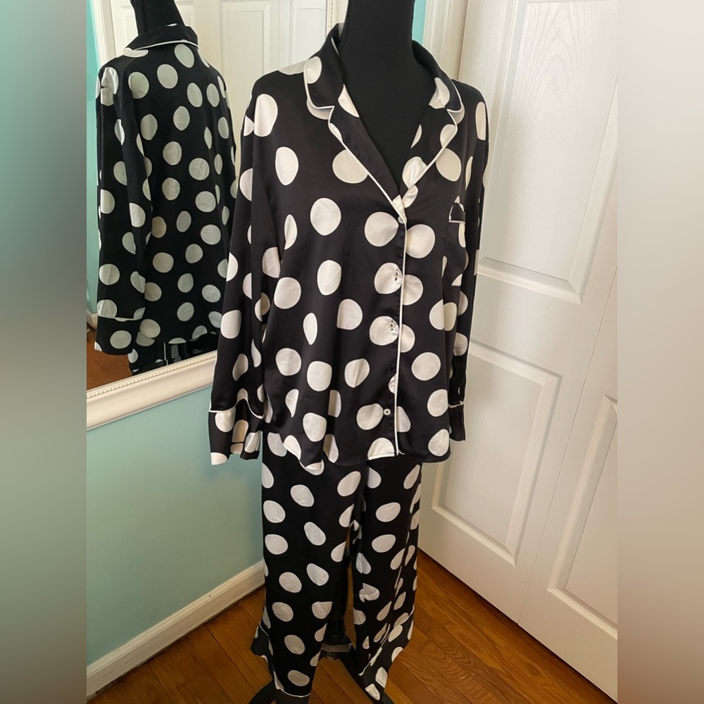 Victoria's Secret Satin-Feel 2 Piece Pajama Set XL
